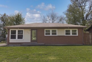 638 Rogers Rd, Lexington, KY 40505