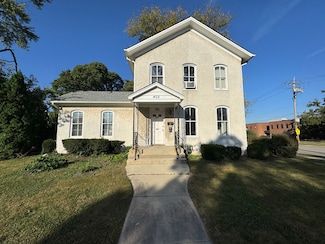 402 Joliet St Unit 1, West Chicago, IL 60185