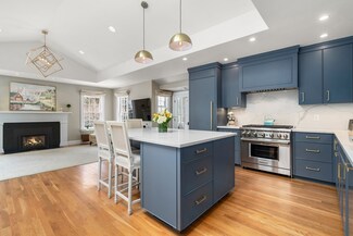 27 Vine Brook Rd, Lexington, MA 02421