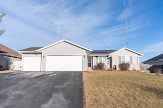 11091 Jasmine Dr, Roscoe, IL 61073