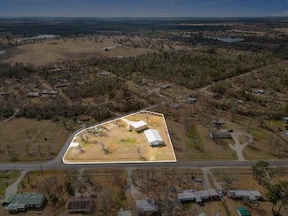 1827 State Highway 75 N, Huntsville, TX 77320