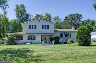 5566 Jared Rd, Center Valley, PA 18034