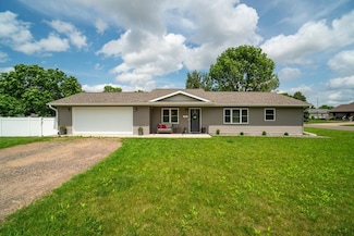 58 Westbrook Dr, Bloomer, WI 54724