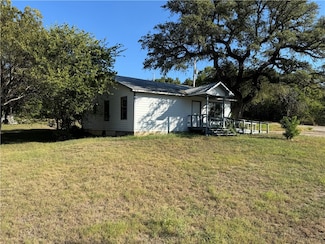 409 E 9th St, Valley Mills, TX 76689