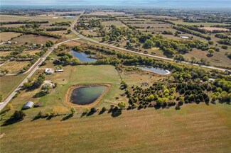 30585 W 327th St, Paola, KS 66071