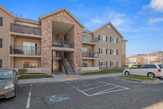 1922 N Crest Rd, Saratoga Springs, UT 84045