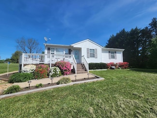 360 Webster Dr, Concord, VA 24538