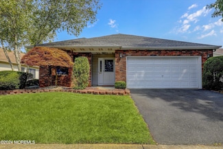 83 Clubhouse Ln, Marlboro, NJ 07746