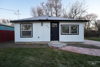 436 2nd St N, Nampa, ID 83687