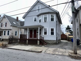 362 Smith St, Cranston, RI 02905
