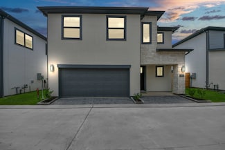 12010 Royal Oaks Banner Way, Houston, TX 77082