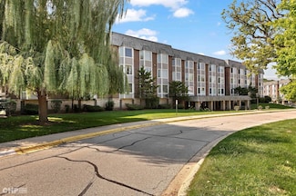 201 Thames Pkwy Unit 2F, Park Ridge, IL 60068