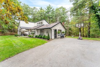 415 Massapoag Ave, Sharon, MA 02067