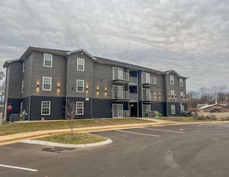 543 Peachers Mill Rd Unit 201, Clarksville, TN 37042