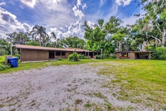 3034 Proctor Rd, Sarasota, FL 34231