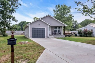 416 W 4th Ave, Hohenwald, TN 38462