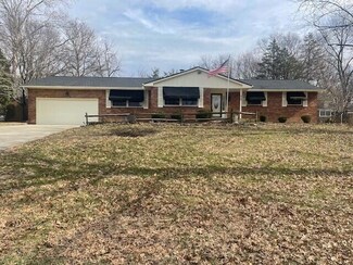 988 Plum Ridge, Columbus, OH 43213