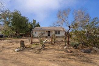 24845 Via Vista Rd, Apple Valley, CA 92307
