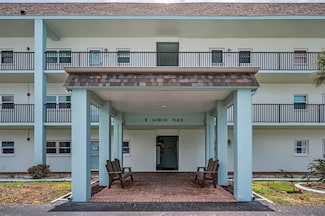 8 Glencoe Place Unit 305, Dunedin, FL 34698
