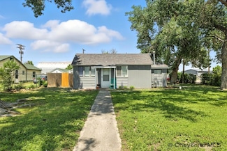 800 W 10th St, Cheyenne, WY 82007