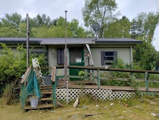 775 W Maple Rd, Farwell, MI 48622