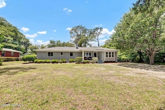 114 Green Forest Dr, Wilmington, NC 28409