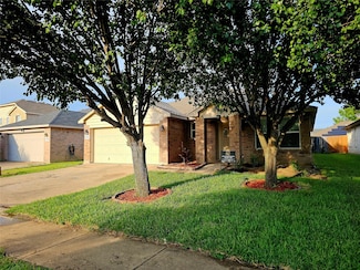 5444 Montague Ln, Grand Prairie, TX 75052