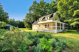 75 River Rd, Concord, NH 03303