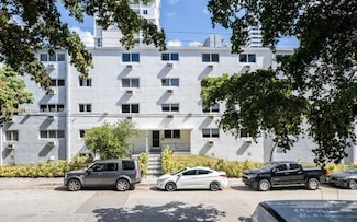 143 SW 9th St Unit 401, Miami, FL 33130