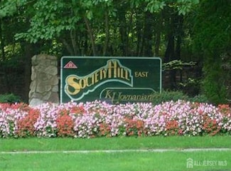 405 Danbury Ln, East Brunswick, NJ 08816