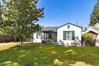 1241 S School St, Lodi, CA 95240