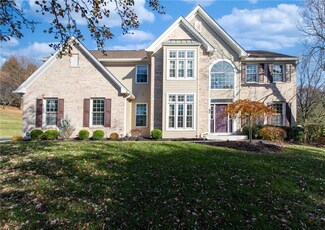 1454 Morningside Dr, Orefield, PA 18069