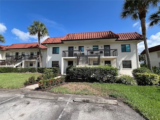 4186 27th Ct SW Unit 105, Naples, FL 34116