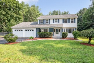 10 Par Ln, Hudson, NH 03051