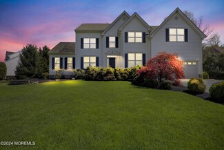 6 Amanda Ct, Manalapan, NJ 07726