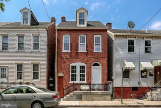 36 W Strawberry St, Lancaster, PA 17603