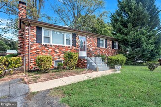7906 Veltri Dr, Fort Washington, MD 20744