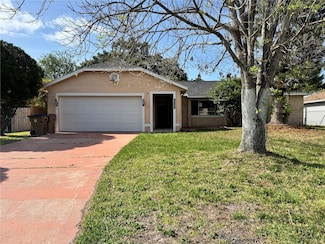 132 Acapulco Dr, Kissimmee, FL 34743