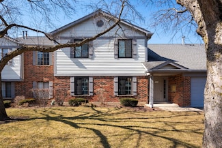 1631 W Partridge Ct Unit 8, Arlington Heights, IL 60004