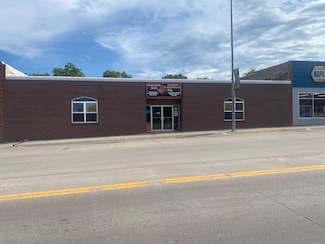 809 Central Ave, Auburn, NE 68305