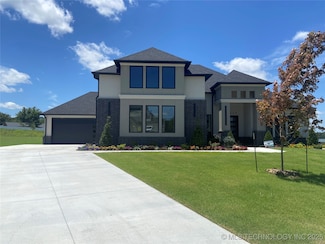 8117 E Elgin St, Broken Arrow, OK 74014