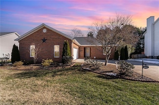 4445 Greenfield Way Dr, Winston Salem, NC 27103
