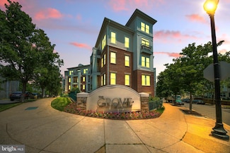 2465 Army Navy Dr Unit 1303, Arlington, VA 22206