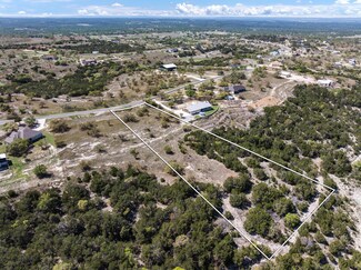 423 Cedar Mountain Dr, Highland Haven, TX 78654