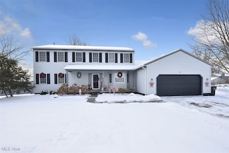 172 Loyola Dr, Elyria, OH 44035