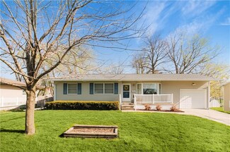 1310 Orchard St, Adel, IA 50003