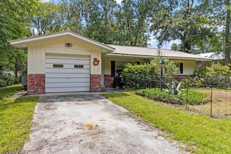 516 S Tuck Point, Inverness, FL 34450