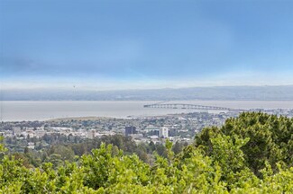 30 Knollcrest Rd, Hillsborough, CA 94010
