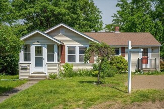 42 Bay View Dr, Shrewsbury, MA 01545