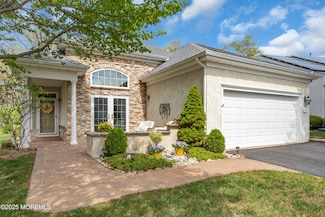 28 Pierhead Dr, Barnegat, NJ 08005